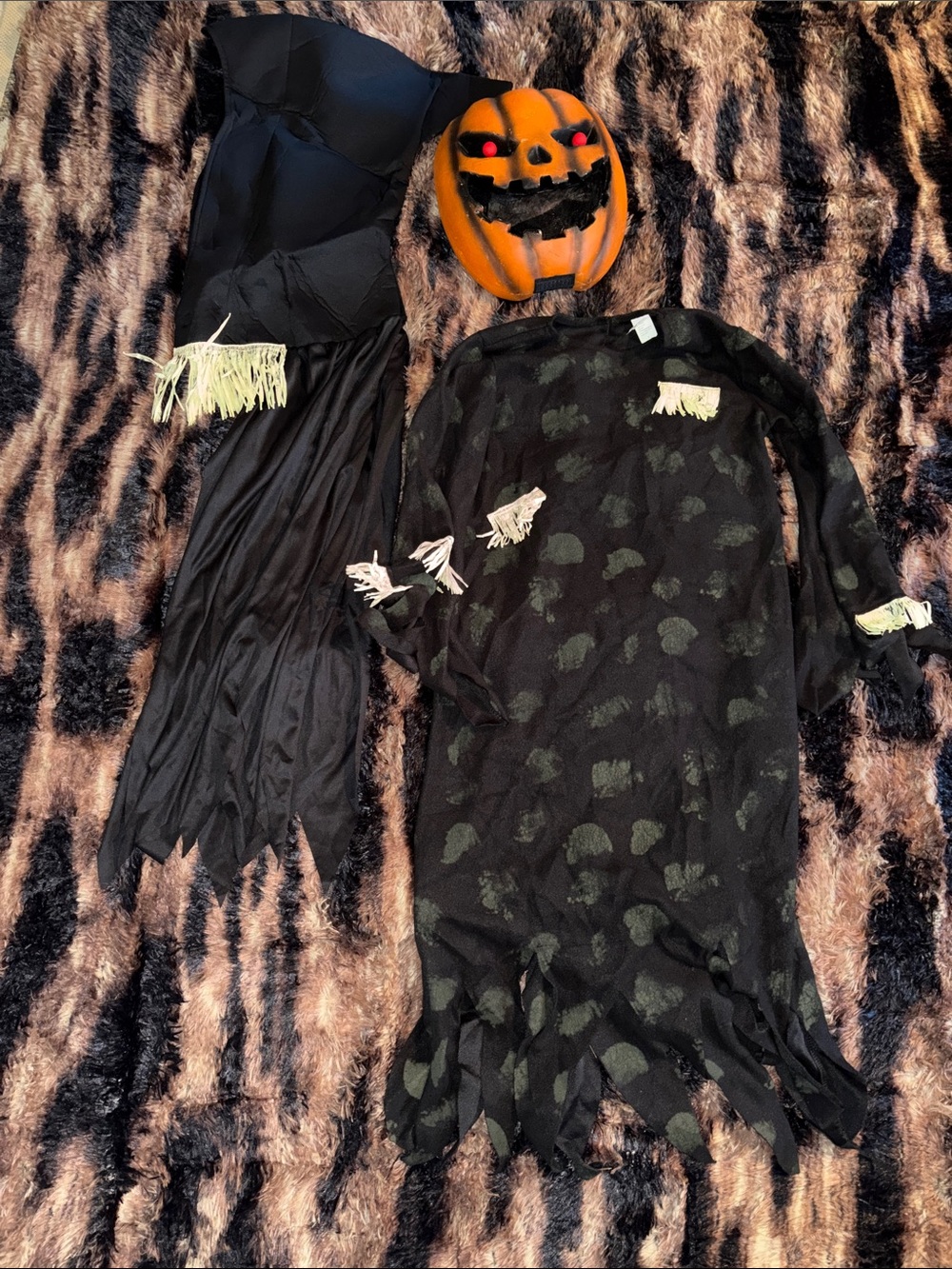 Kids Black Scarecrow Pumpkin Costume with Orange Mask